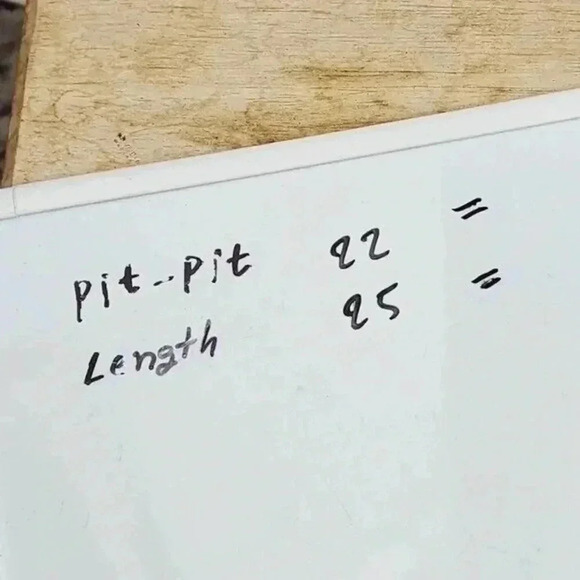 EUC Lands' Land Crewneck Winter Snowflake Printed Long sleeve T shirt Women's L - Picture 4 of 8